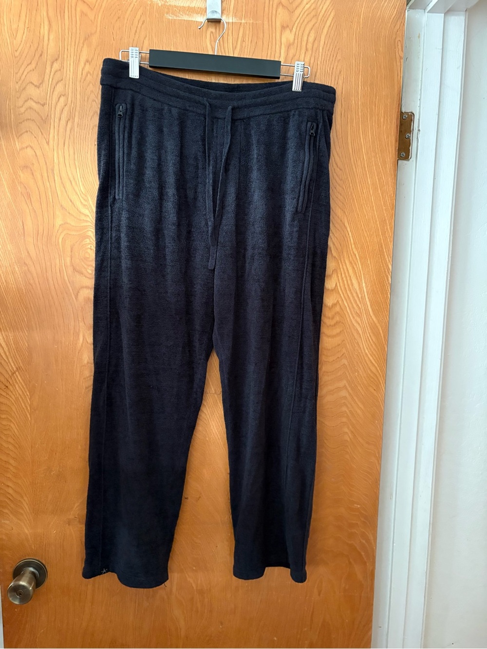 Barefoot Dreams Cozy Chic ultra lite Black Plush Drawstring Joggers M